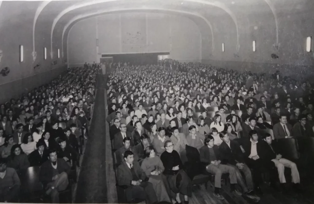 Cine 1